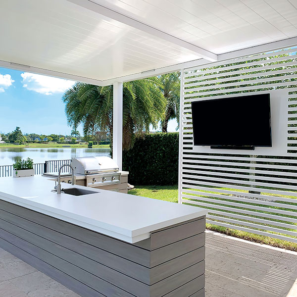 white r-blade pergola with roof that opens and closes - Azenco